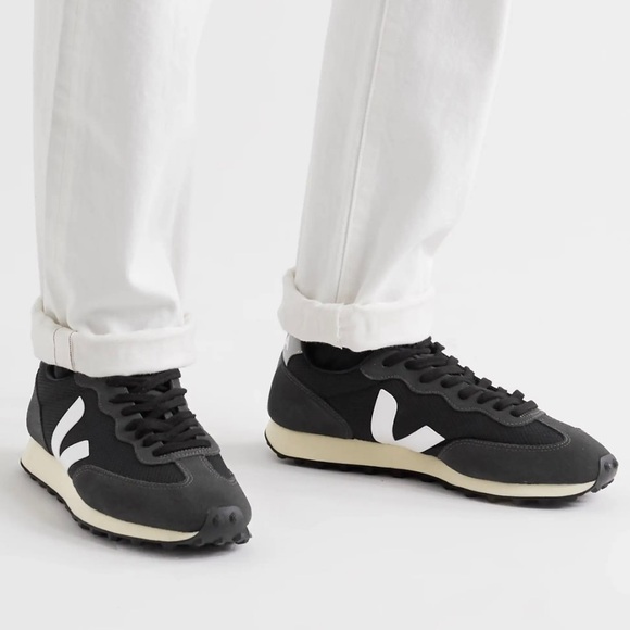 VEJA RIO BRANCO MEN'S SNEAKER - BLACK /WHITE / OXFORD GREY SZ - 9.5 - 10 .US - Picture 1 of 12
